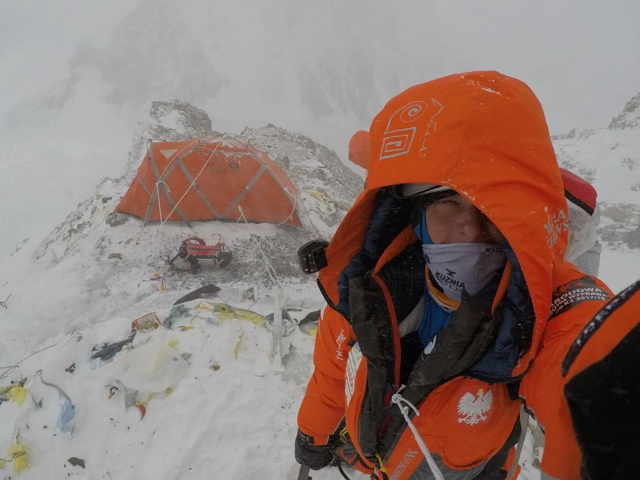 K2 dla Polaków. Obóz drugi, droga Abruzzi. Prywatne zabawy 2017/18 Fot. Maciej Bedrejczuk