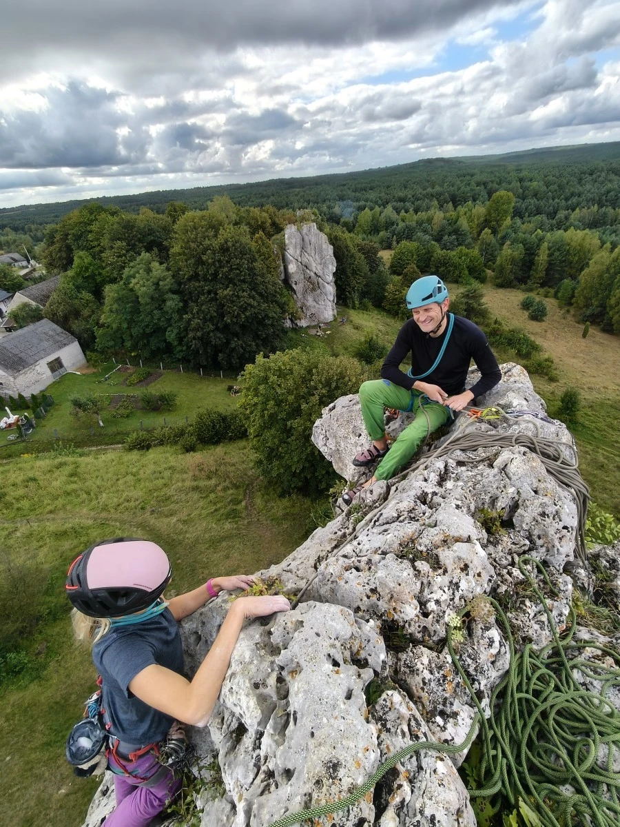 Łutowiec wspinaczka wielowyciągowa, dokształcanie. Fot. Maciej Bedrejczuk